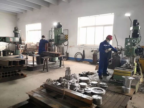 快遞員、外賣小哥、網約車司機、工廠員工與網絡工程人員的口罩供應現狀分析